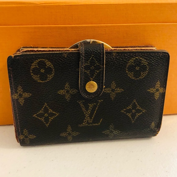 LOUIS VUITTON Monogram French Purse Wallet 1275738